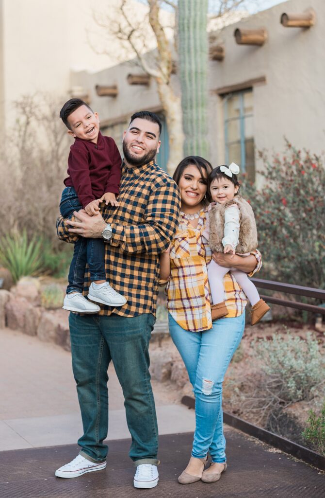 Arizona Family Photographer Desert Botanical Garden Gilbert Photography