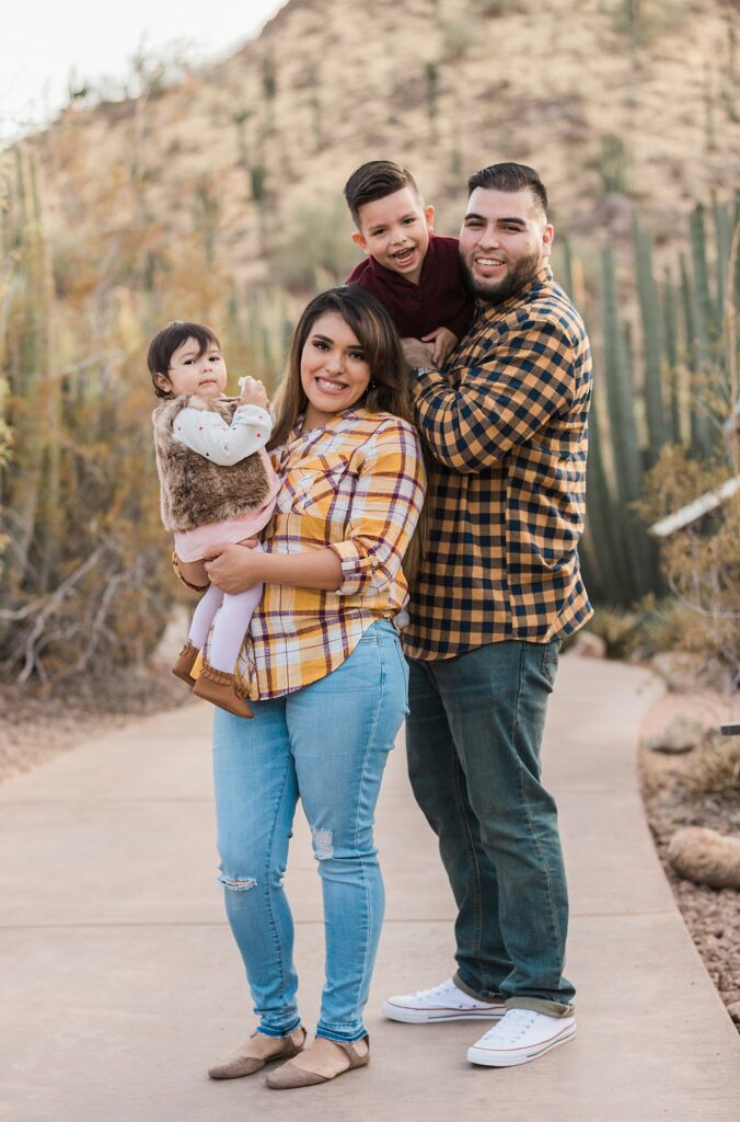 Arizona Family Photographer Desert Botanical Garden Gilbert Photography