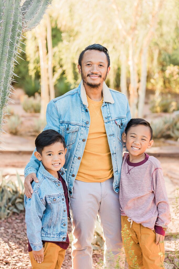 Family Photography Desert Botanical Garden Phoenix Arizona Prickly Pear Photography